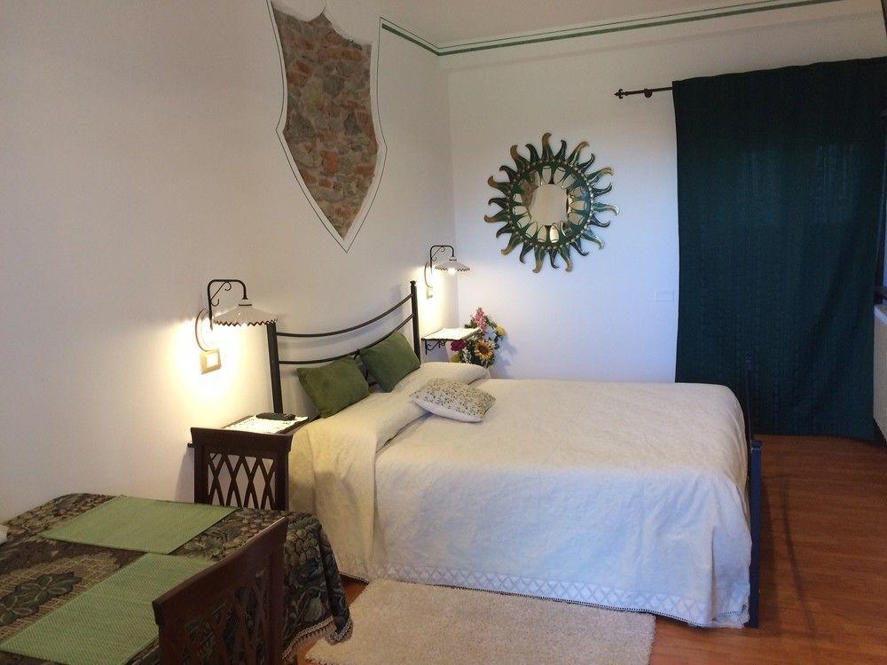 B&B Al Castello Casale Litta Bagian luar foto