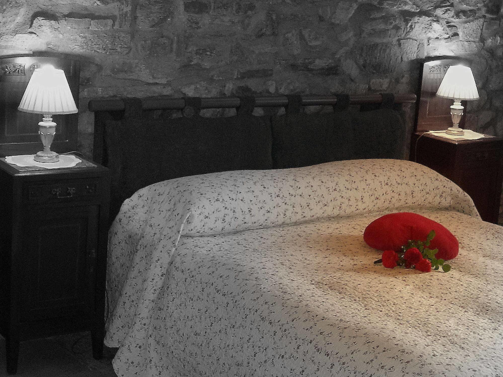 B&B Al Castello Casale Litta Bagian luar foto